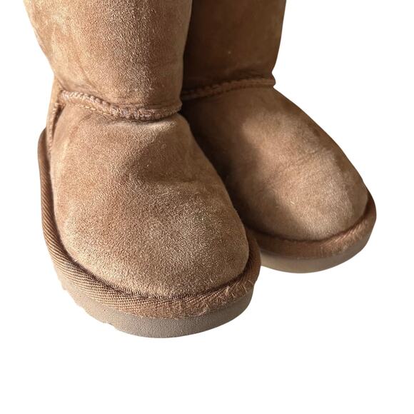 Ugg Australia Bailey Polka Dot Bow Boots Kids Sz 6 - Picture 6 of 7